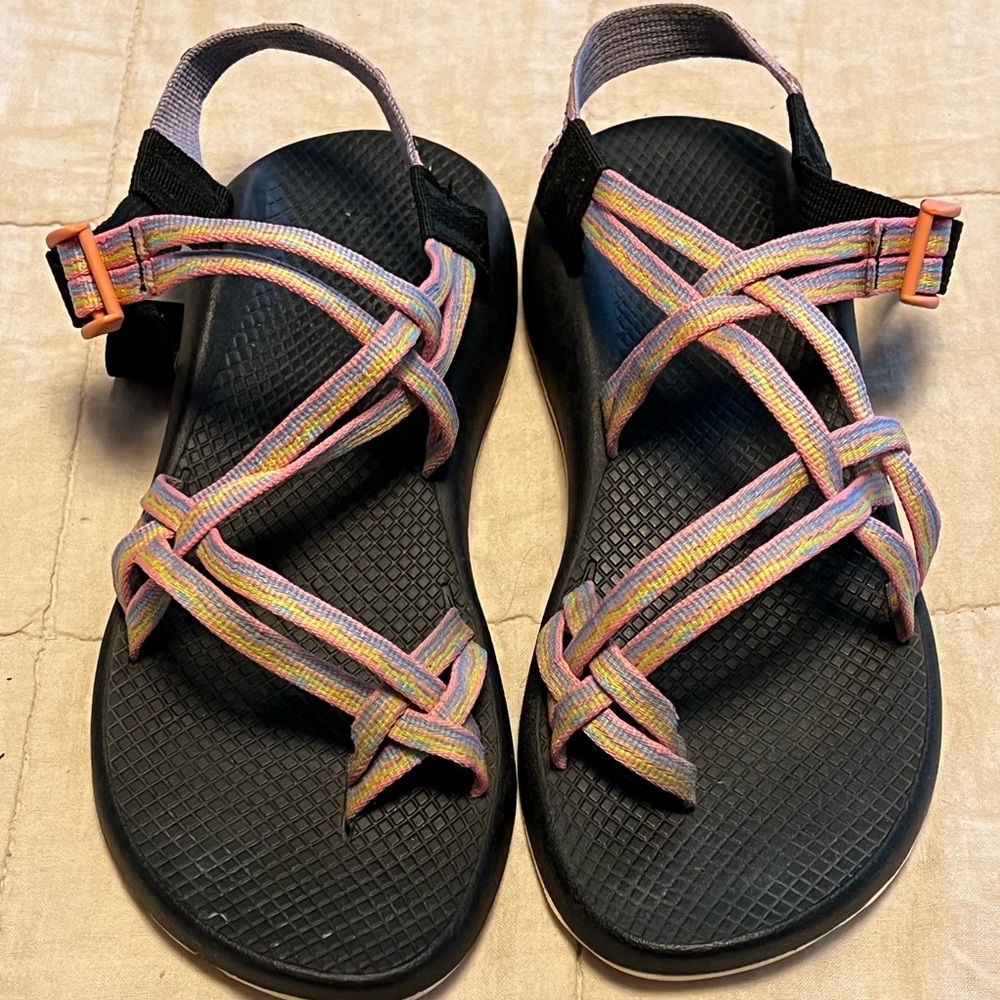 Chaco sandals Z2x Ice Cream sz 9